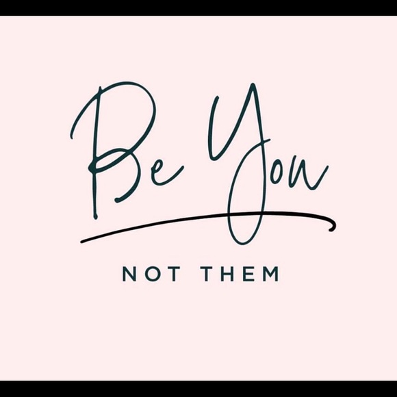 Meet your Posher, Shannon - Picture 1 of 1